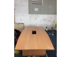 Bàn họp MDF màu vàng